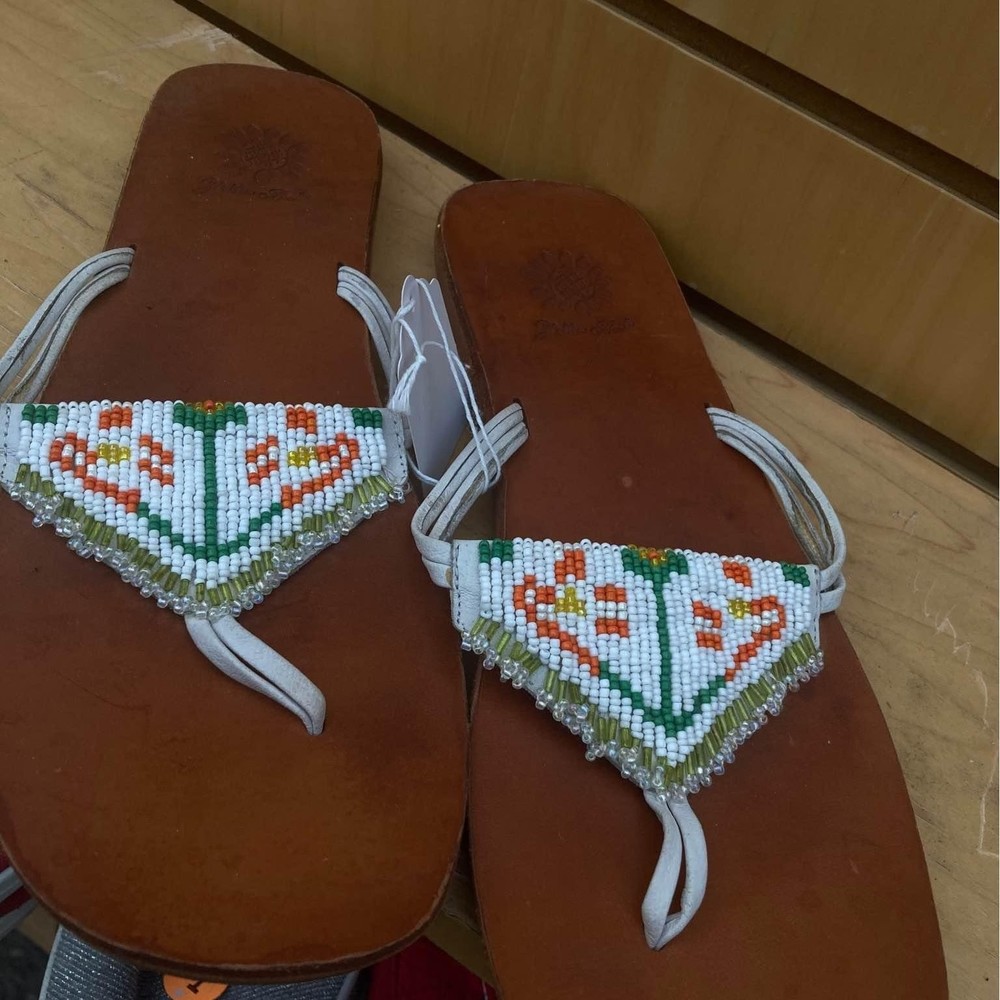 Women's Yellow Box Size 7.5 Boho Beaded Sandals